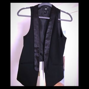 H&M Black Vest